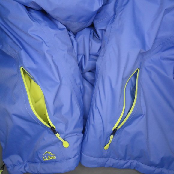 SIZE XL (18). L.L. Bean girl's blue hooded puffer jacket. - Picture 10 of 16